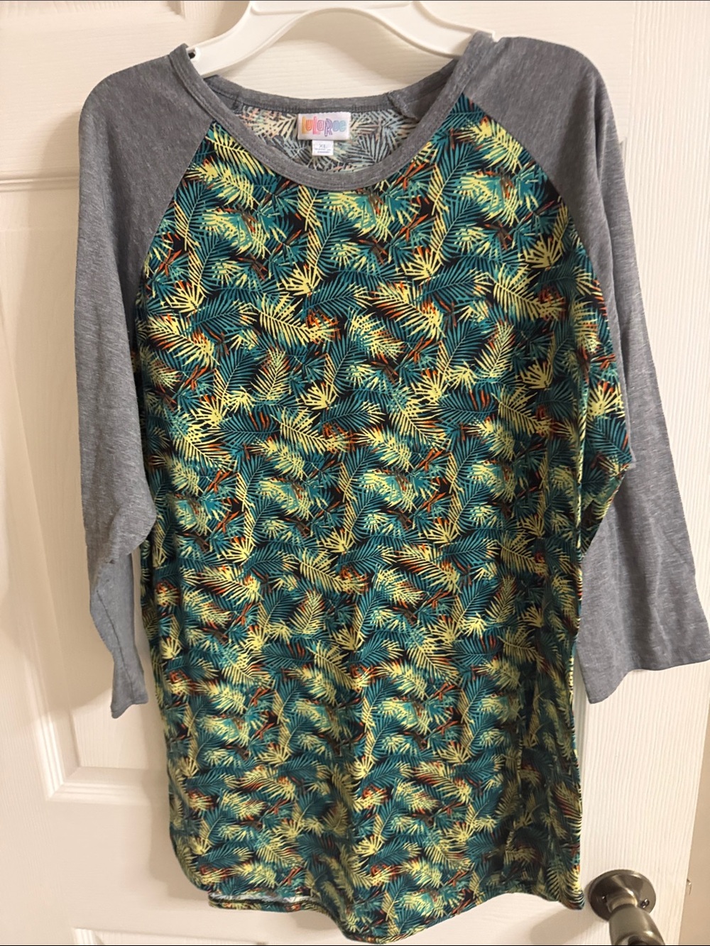 LuLaRoe Women's Raglan Jersey in Teal, Yellow & Gray Palm Print